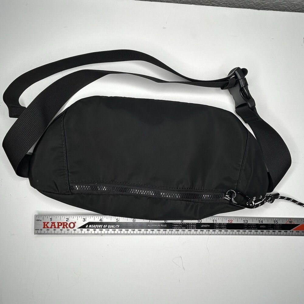 Street Level Women Jet Black Waist Fanny Pack W/Adjustable Strap